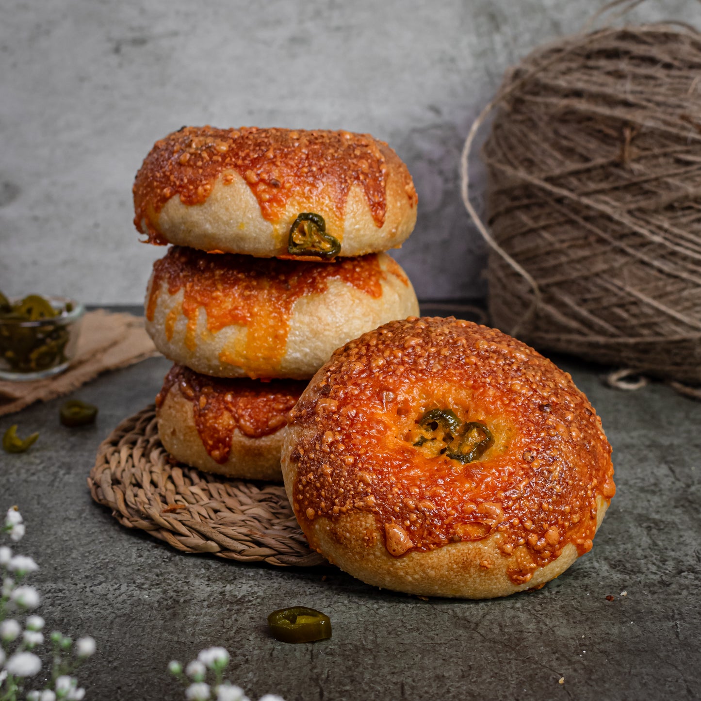 Jalapeño cheddar bagels