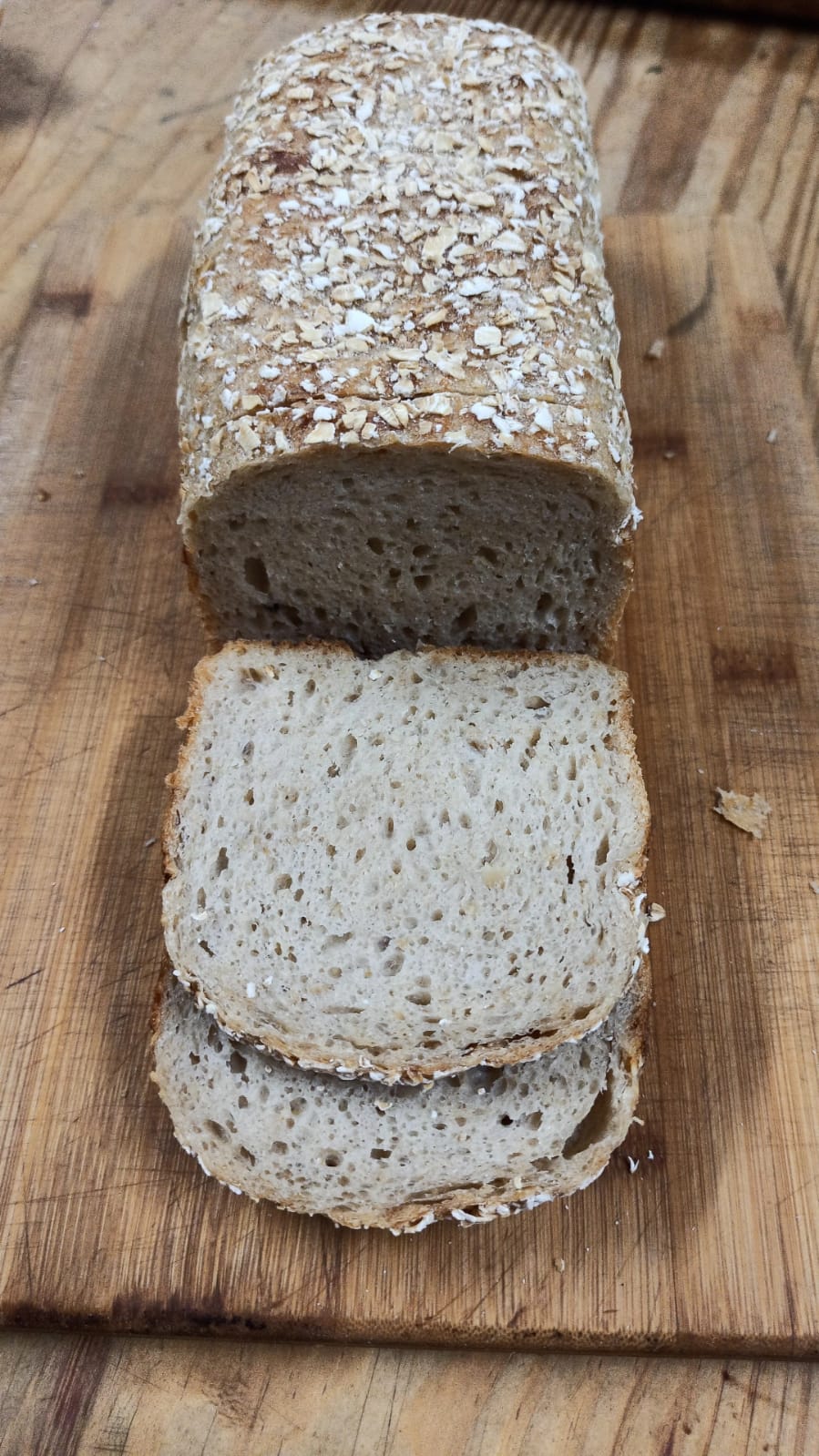 Oat chia sandwich loaf