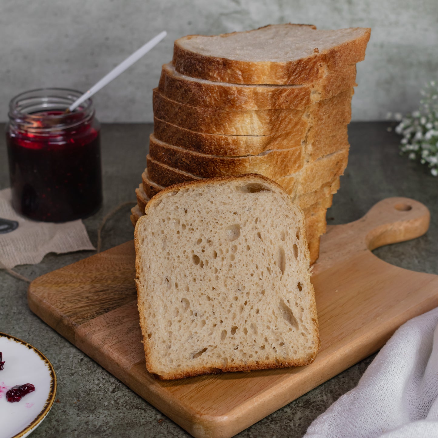 Plain sourdough sandwich loaf